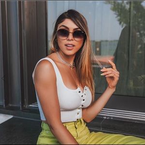 QUAY Jezabell Sunglasses